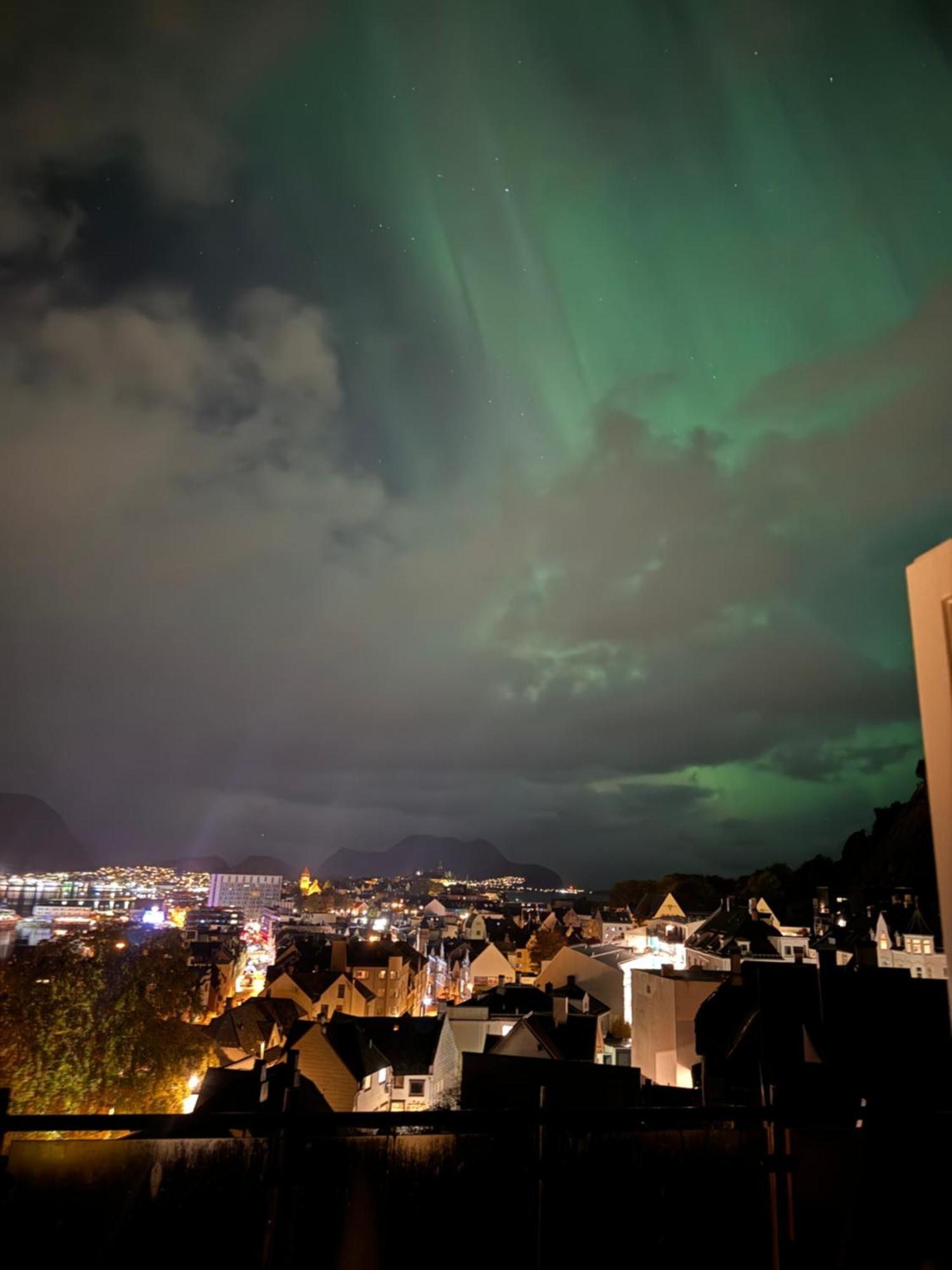 Panorama Apartment With 360 View Of The City Alesund Ålesund Exterior foto
